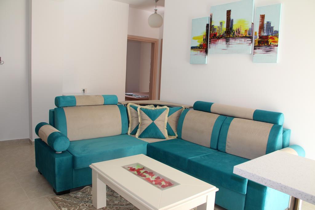 Kristi Apartments Sarandë Esterno foto